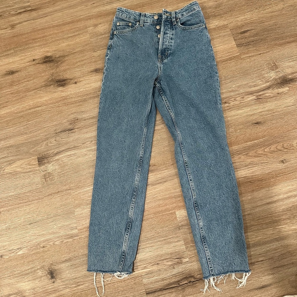 Women’s H&M Jeans with raw hem
